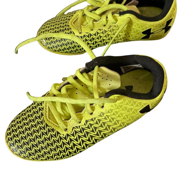 Under Armour Kids Soccer Cleats Size 10K – Neon Yellow Black Firm Ground Shoes - Picture 3 of 8
